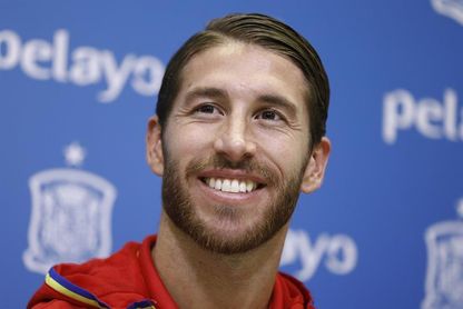 La Comunidad de Madrid premia a Sergio Ramos y al Atlético de Madrid femenino La Comunidad de Madrid premia a Sergio Ramos y al Atlético de Madrid femenino