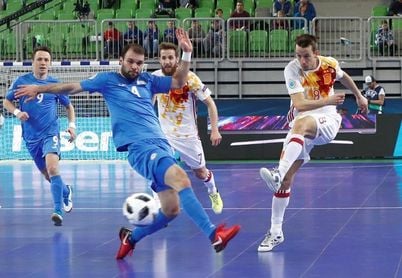 5-5. Los penaltis dirigen a España a la final contra Ricardinho 5-5. Los penaltis dirigen a España a la final contra Ricardinho