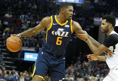 Jazz y Pistons se acercan a playoffs; Rockets a la mejor marca de la liga Jazz y Pistons se acercan a playoffs; Rockets a la mejor marca de la liga