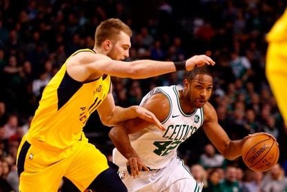 91-97. Oladipo lidera a Peacers que detienen mala racha ante Celtics 91-97. Oladipo lidera a Peacers que detienen mala racha ante Celtics