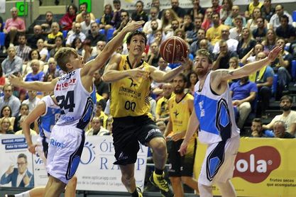Corbacho, "orgulloso" de cumplir 200 partidos con el Obradoiro Corbacho, "orgulloso" de cumplir 200 partidos con el Obradoiro