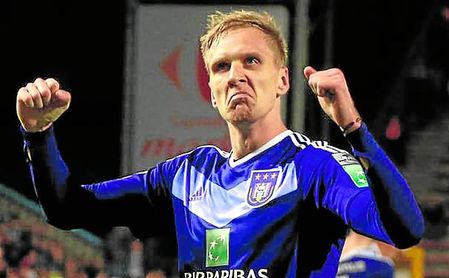 Lukasz Teodorczyk suma cuatro tantos esta campaña en la Jupiler Pro League belga. Lukasz Teodorczyk suma cuatro tantos esta campaña en la Jupiler Pro League belga.
