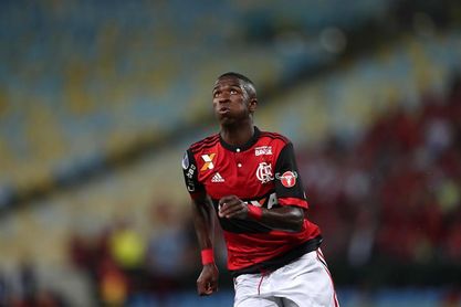Vinicius Junior marca y el Flamengo conquista la Copa Guanabara de Río Vinicius Junior marca y el Flamengo conquista la Copa Guanabara de Río