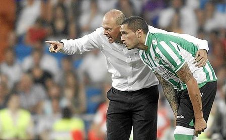 Brian sólo jugó en el Betis a cuentagotas. Brian sólo jugó en el Betis a cuentagotas.