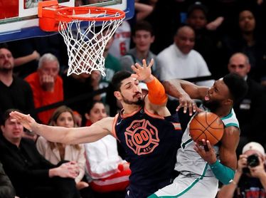 112-121. Irving se acercó al triple-doble en triunfo de los Celtics 112-121. Irving se acercó al triple-doble en triunfo de los Celtics