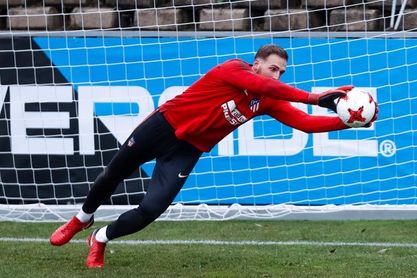 La Real Sociedad hace oficial el fichaje de Miguel Ángel Moyá La Real Sociedad hace oficial el fichaje de Miguel Ángel Moyá