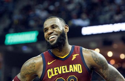 Otro triple-doble decisivo de James; Wade recupera la inspiración encestadora Otro triple-doble decisivo de James; Wade recupera la inspiración encestadora