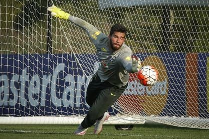 El Crystal Palace confirma la llegada del portero brasileño Diego Cavalieri El Crystal Palace confirma la llegada del portero brasileño Diego Cavalieri