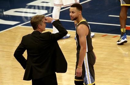 109-114. Curry lidera a los Warriors a pesar de lesionarse 109-114. Curry lidera a los Warriors a pesar de lesionarse