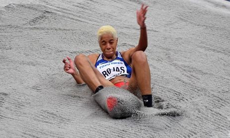 Yulimar Rojas revalida el oro en triple Yulimar Rojas revalida el oro en triple