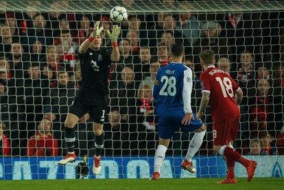 0-0. El Liverpool cumple con el trámite 0-0. El Liverpool cumple con el trámite