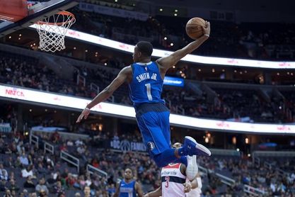 118-107. Ferrell brilla en los tiros triples en el triunfo de los Mavericks 118-107. Ferrell brilla en los tiros triples en el triunfo de los Mavericks