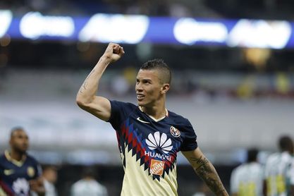 El colombiano Uribe firma doblete y coloca como líder al América El colombiano Uribe firma doblete y coloca como líder al América