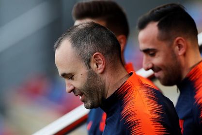 Iniesta se ejercita con el grupo a 48 horas del partido ante el Chelsea Iniesta se ejercita con el grupo a 48 horas del partido ante el Chelsea