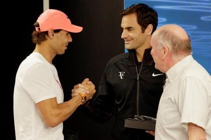Federer dice que le encantaría jugar contra Nadal en tierra Federer dice que le encantaría jugar contra Nadal en tierra