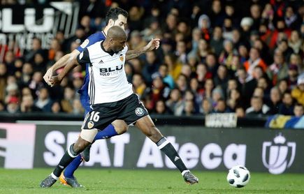 Gayà y Kondogbia no entrenaron con el grupo Gayà y Kondogbia no entrenaron con el grupo