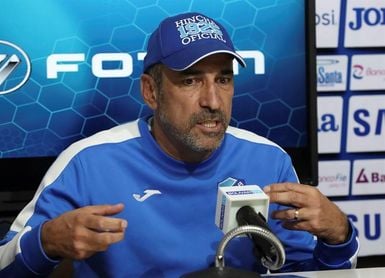 El entrenador del Bolívar prevé un partido muy técnico con Colo Colo El entrenador del Bolívar prevé un partido muy técnico con Colo Colo