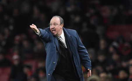 Benítez pide a la directiva del Newcastle que demuestre "ambición" Benítez pide a la directiva del Newcastle que demuestre "ambición"