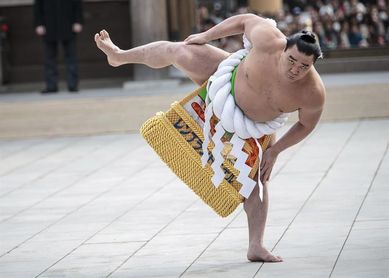 Un nuevo caso de violencia entre luchadores salpica al sumo japonés Un nuevo caso de violencia entre luchadores salpica al sumo japonés