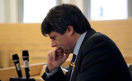 La policía alemana retiene a Puigdemont cuando cruzaba frontera desde Dinamarca La policía alemana retiene a Puigdemont cuando cruzaba frontera desde Dinamarca