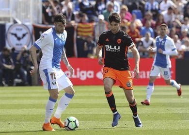 0-1. Un Rodrigo en racha desatasca al Valencia en Butarque 0-1. Un Rodrigo en racha desatasca al Valencia en Butarque