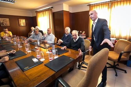 Rubiales, "convencido" de que ganará "con claridad" las elecciones a la RFEF Rubiales, "convencido" de que ganará "con claridad" las elecciones a la RFEF