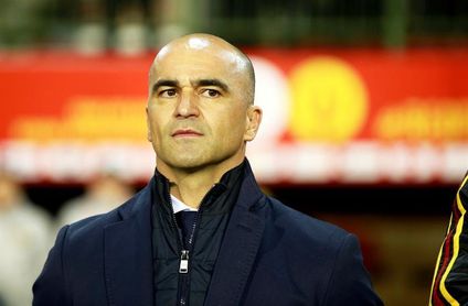 Roberto Martínez admite que cambió sistema tras perder con España en su debut Roberto Martínez admite que cambió sistema tras perder con España en su debut
