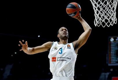 106-86. El Madrid gana y jugará contra el Panathinaikos sin el factor campo 106-86. El Madrid gana y jugará contra el Panathinaikos sin el factor campo