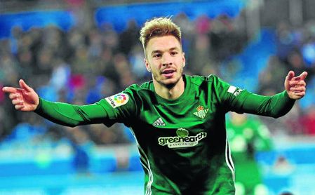Loren acumula cinco goles esta temporada con el primer equipo. Loren acumula cinco goles esta temporada con el primer equipo.