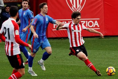 Iñigo Córdoba amplía su contrato con el Athletic hasta 2022 Iñigo Córdoba amplía su contrato con el Athletic hasta 2022