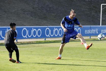 1-2. La conexión serbia, con Katai y Nikolic, dio el triunfo al Fire 1-2. La conexión serbia, con Katai y Nikolic, dio el triunfo al Fire