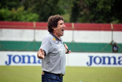 El entrenador argentino Héctor Vargas renueva su contrato con el Marathón El entrenador argentino Héctor Vargas renueva su contrato con el Marathón