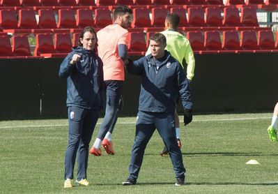 Pedro Morilla deja de ser entrenador del Granada Pedro Morilla deja de ser entrenador del Granada