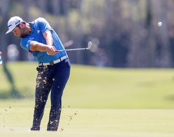 Justin Thomas lidera la clasificación y Jon Rahm pasa a ser cuarto Justin Thomas lidera la clasificación y Jon Rahm pasa a ser cuarto