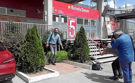 Pablo Machín, a su salida de las oficinas del estadio del Girona FC. Pablo Machín, a su salida de las oficinas del estadio del Girona FC.