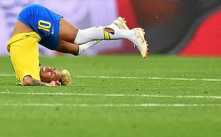 Neymar no jugó al cien por cien. Neymar no jugó al cien por cien.