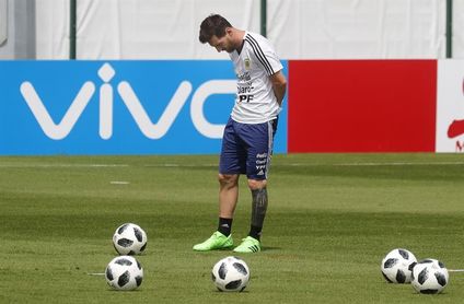 Argentina contra las cuerdas; Alemania vive "in extremis" tras segunda fecha Argentina contra las cuerdas; Alemania vive "in extremis" tras segunda fecha