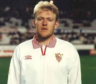 Prosinecki durante el año que pasó en Sevilla. Prosinecki durante el año que pasó en Sevilla.