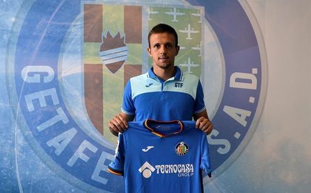 Maksimovic: "He tenido más ofertas de Primera, pero quería el Getafe" Maksimovic: "He tenido más ofertas de Primera, pero quería el Getafe"