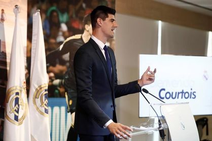 Courtois no hubiera dejado el Chelsea si su familia viviera en Londres Courtois no hubiera dejado el Chelsea si su familia viviera en Londres