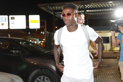 Promes ha aterrizado en Sevilla sobre las 22:40 horas, tal y como estaba previsto. Promes ha aterrizado en Sevilla sobre las 22:40 horas, tal y como estaba previsto.