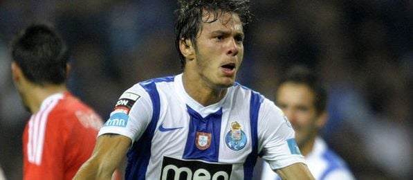 Kléber, del Oporto, opción para la delantera Kléber, del Oporto, opción para la delantera