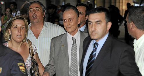 Imagen de archivo de Lopera saliendo de los juzgados. Imagen de archivo de Lopera saliendo de los juzgados.