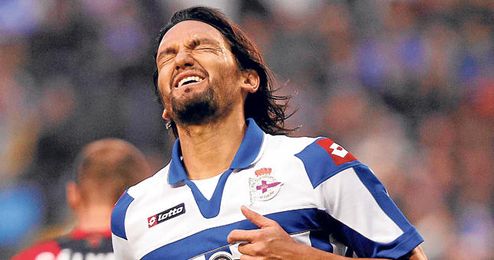 Abel Aguilar tiene difícil llegar a Heliópolis. Abel Aguilar tiene difícil llegar a Heliópolis.