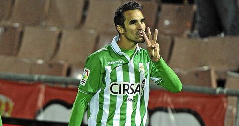 Ángel admite a ED que su periplo en el Betis ha terminado por falta de oportunidades. Ángel admite a ED que su periplo en el Betis ha terminado por falta de oportunidades.