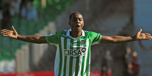 Las posturas de Betis y Arsenal en relación a Campbell siguen chocando. Las posturas de Betis y Arsenal en relación a Campbell siguen chocando.