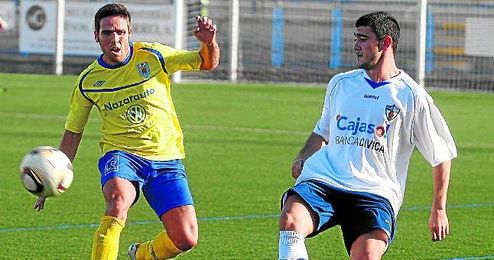 Javi Cabezas con la camiseta del Pozoblanco, de donde llegó a la disciplina del Córdoba el verano del año pasado. Javi Cabezas con la camiseta del Pozoblanco, de donde llegó a la disciplina del Córdoba el verano del año pasado.
