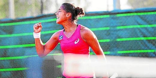 Teliana Pereira, celebrando un punto en el torneo disputado en Pineda. Teliana Pereira, celebrando un punto en el torneo disputado en Pineda.