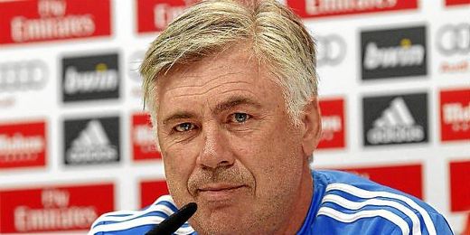 Ancelotti en la sala de prensa del Real Madrid. Ancelotti en la sala de prensa del Real Madrid.