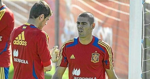Víctor Valdés, en un entrenamiento con la selección española. Víctor Valdés, en un entrenamiento con la selección española.